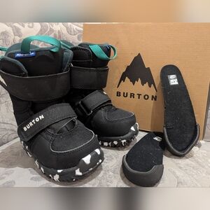 Burton Mini Grom Snowboarding Boots (9/10C)